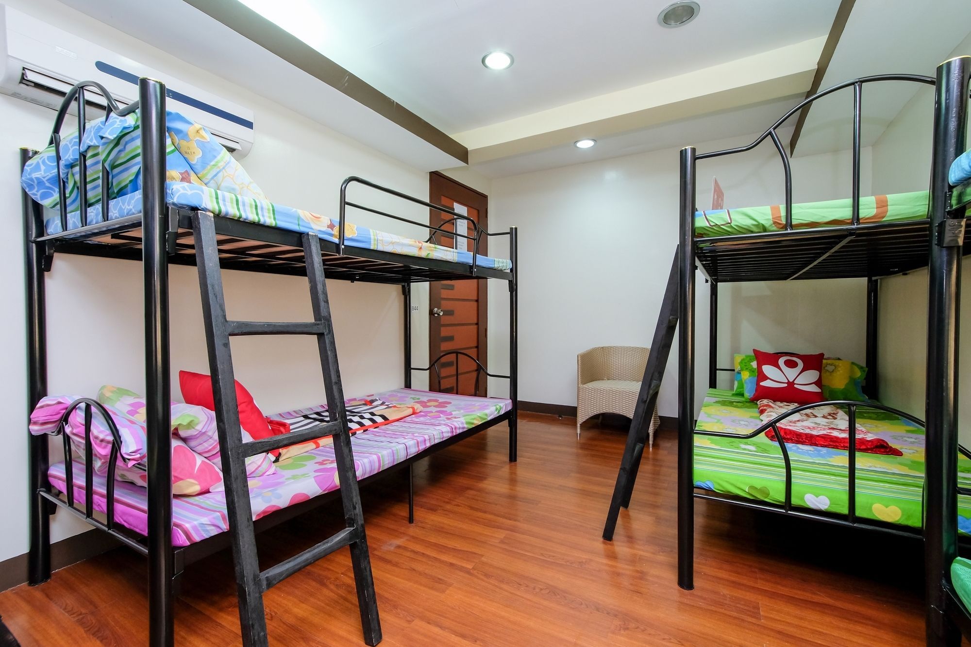Zen Hostel Quirino Ave. Malate Manila Exterior foto